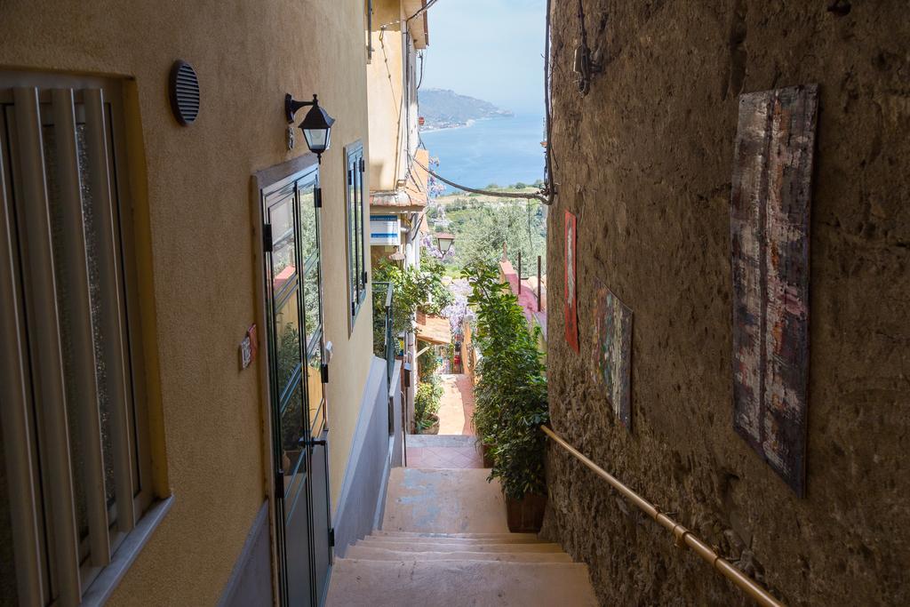 Bed and Breakfast La Guardiola Di Angela E Nino Taormina Exterior foto